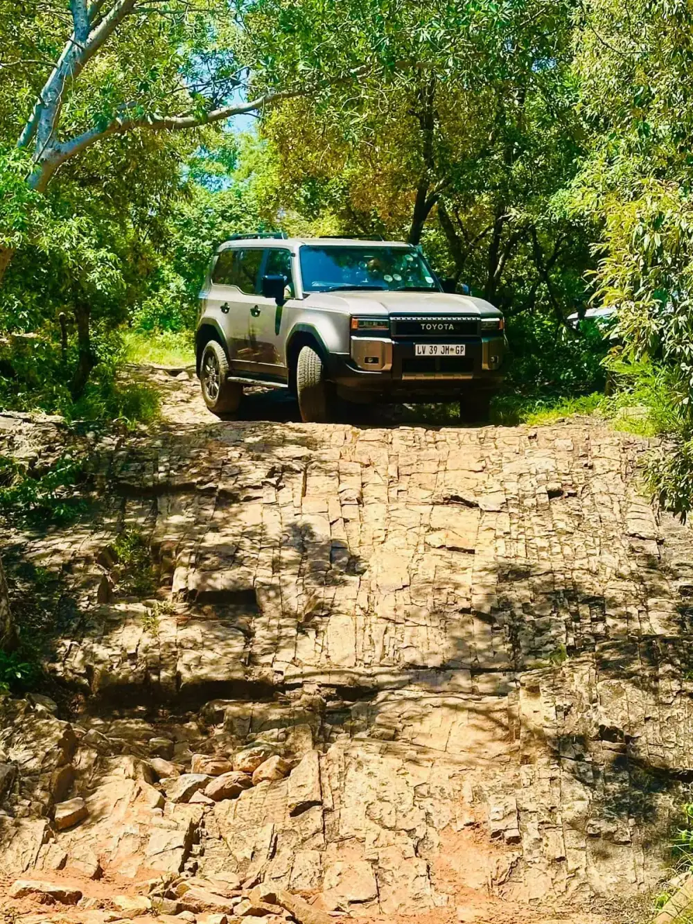 4x4 driving on rocky terrain